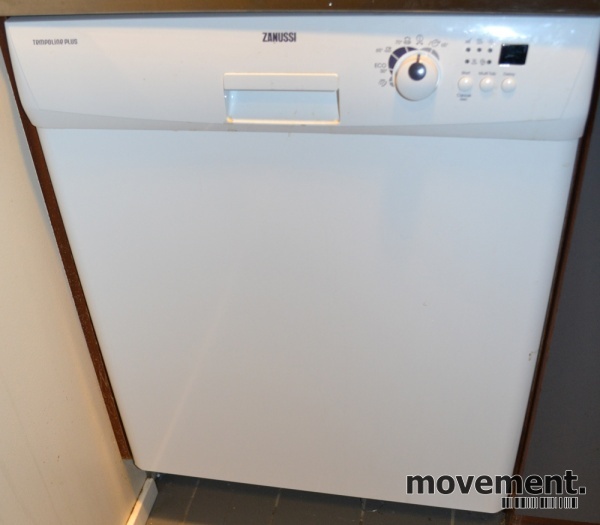 Solgt!Zanussi oppvaskmaskin i hvitt, ZDF3010,pent brukt
