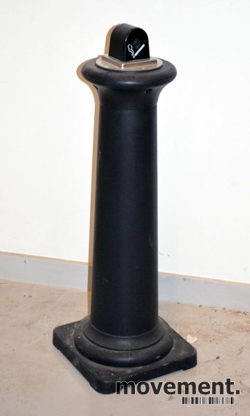 Solgt!Stort askebeger i sort plast forutebruk, 100cm høyde , pent brukt