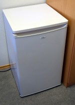 Matsui underbenk kjøleskap med litenfryser til isbiter, 85cm høyde, pent  brukt - Skriv ut