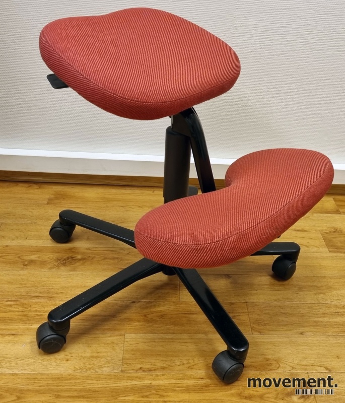 Solgt!Håg Balans Vital ergonomisk knestol /kontorstol i rødt stoff, pent  brukt