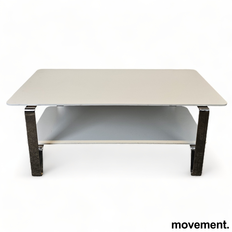 Loungebord fra Materia, modellCosmo i hvitt / krom, 133x65cm, H=50cm, pent  brukt